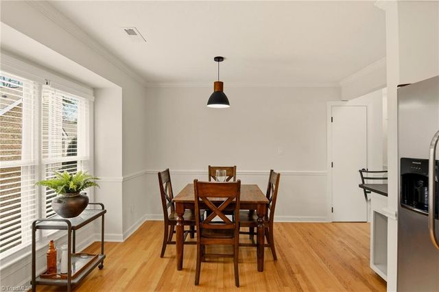 5137 Autumncrest Drive, Greensboro, NC 27407