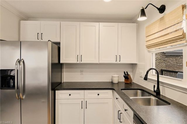 5137 Autumncrest Drive, Greensboro, NC 27407