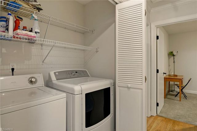 5137 Autumncrest Drive, Greensboro, NC 27407