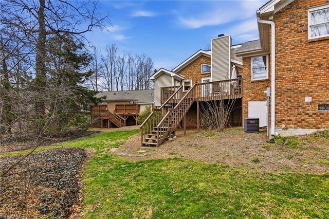 5137 Autumncrest Drive, Greensboro, NC 27407