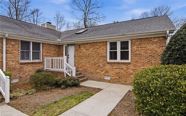 5137 Autumncrest Drive, Greensboro, NC 27407