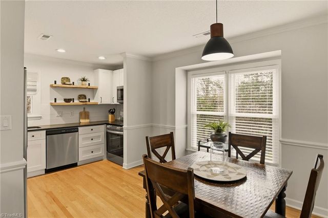 5137 Autumncrest Drive, Greensboro, NC 27407