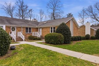 5137 Autumncrest Drive, Greensboro, NC 27407