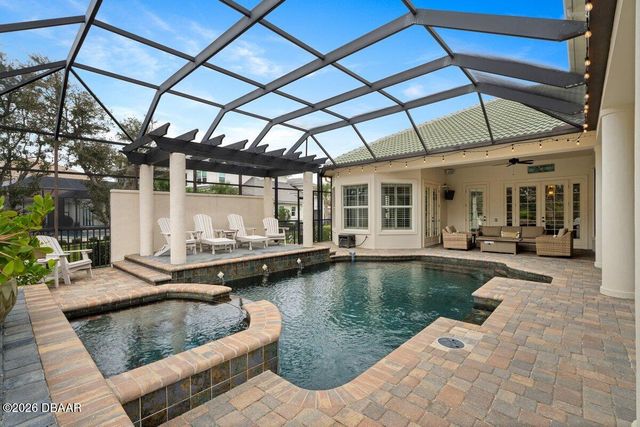 10 Rue Grande Mer E, Palm Coast, FL 32137