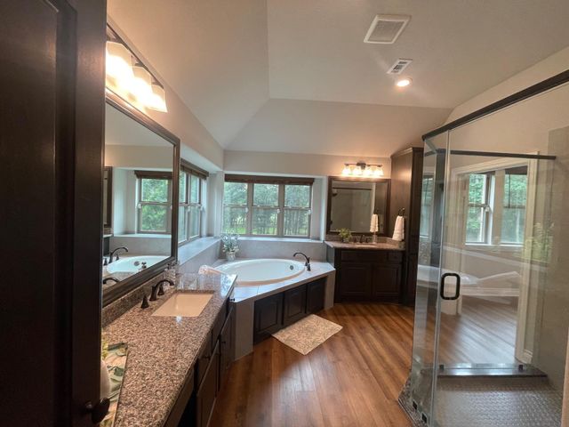182 Stagecoach Circle, Huntsville, TX 77340