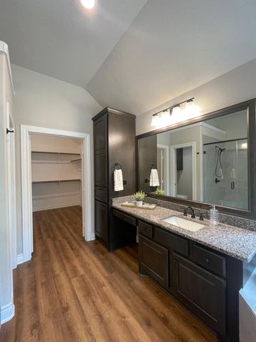 182 Stagecoach Circle, Huntsville, TX 77340