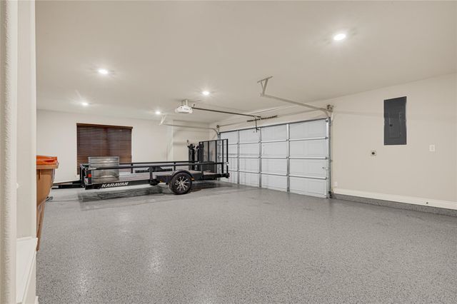 182 Stagecoach Circle, Huntsville, TX 77340