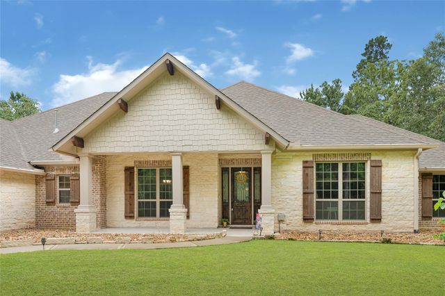182 Stagecoach Circle, Huntsville, TX 77340