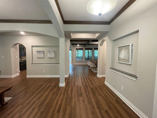 182 Stagecoach Circle, Huntsville, TX 77340