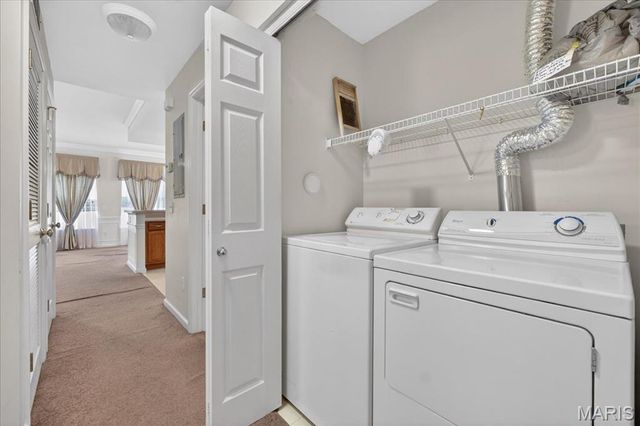 1251 Gardens Circle Drive 2B, Unincorporated, MO 63125