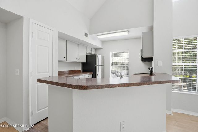 13700 RICHMOND PARK Drive N 305, Jacksonville, FL 32224