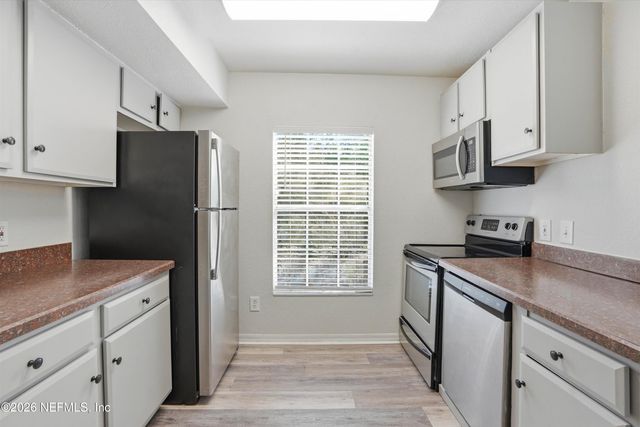 13700 RICHMOND PARK Drive N 305, Jacksonville, FL 32224