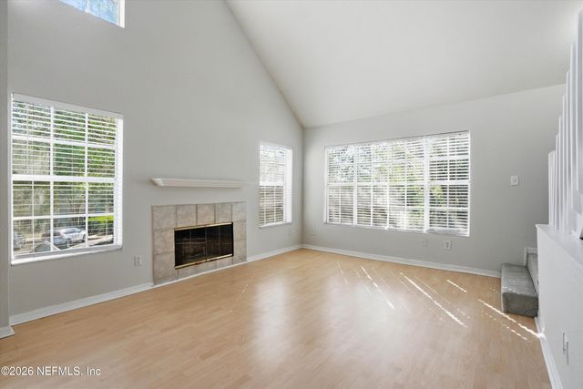 13700 RICHMOND PARK Drive N 305, Jacksonville, FL 32224
