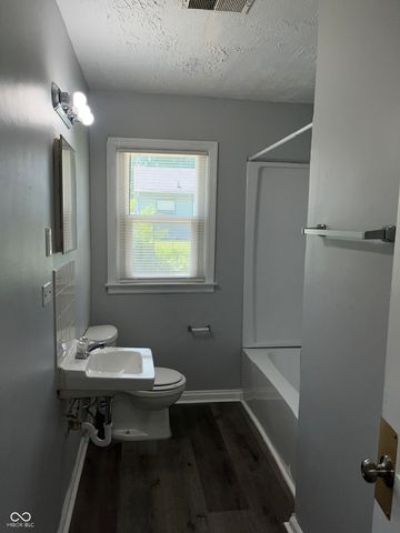2226 N Kenyon Street, Indianapolis, IN 46219