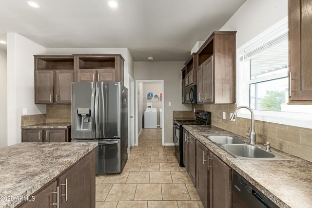 2000 S APACHE Road 79, Buckeye, AZ 85326
