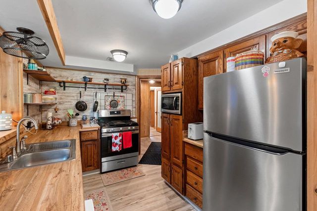 169 W 25TH AVENUE, Oshkosh, WI 54902