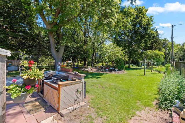 169 W 25TH AVENUE, Oshkosh, WI 54902