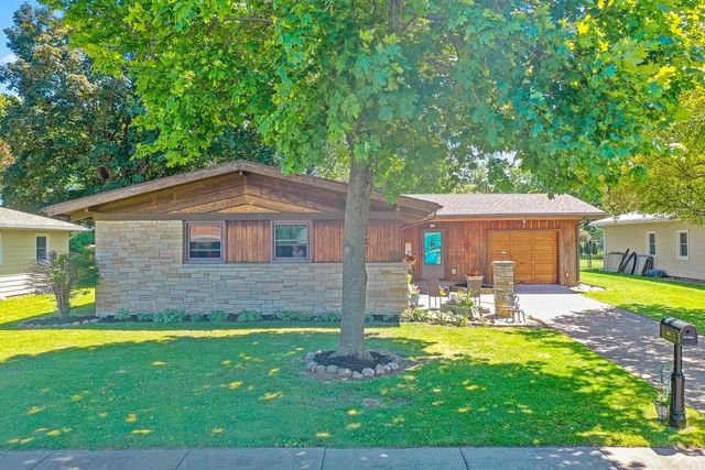 169 W 25TH AVENUE, Oshkosh, WI 54902