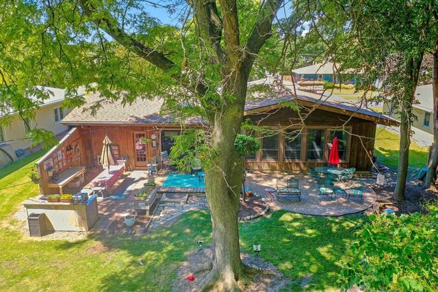 169 W 25TH AVENUE, Oshkosh, WI 54902