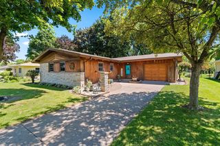 169 W 25TH AVENUE, Oshkosh, WI 54902