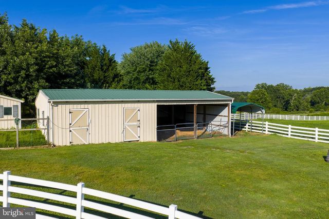 27472 STRAWBERRY HILL RD, Rhoadesville, VA 22542