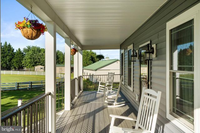 27472 STRAWBERRY HILL RD, Rhoadesville, VA 22542