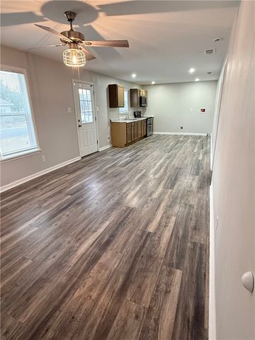 429 W Avenue C Ave, Kingsville, TX 78363