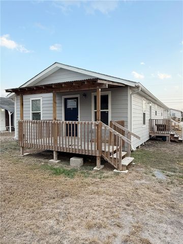 429 W Avenue C Ave, Kingsville, TX 78363