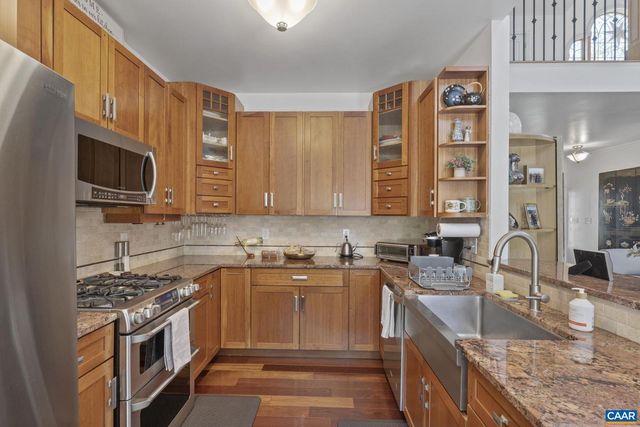 7 BOLLING CIR, Palmyra, VA 22963