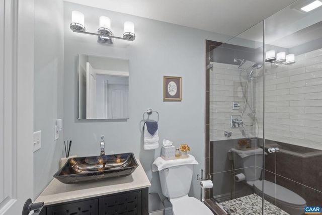 7 BOLLING CIR, Palmyra, VA 22963