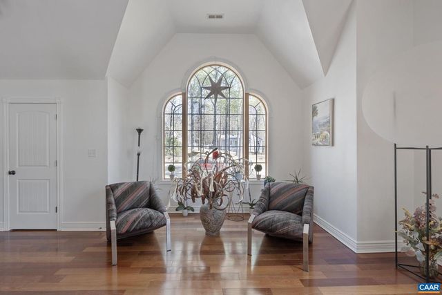 7 BOLLING CIR, Palmyra, VA 22963