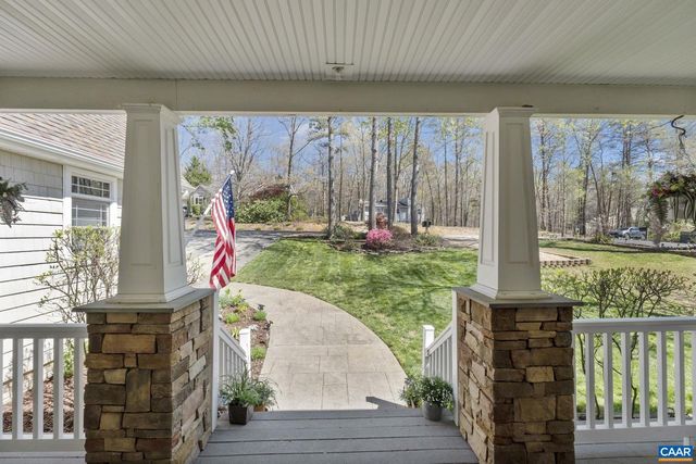 7 BOLLING CIR, Palmyra, VA 22963