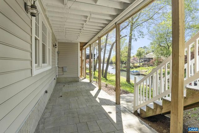 7 BOLLING CIR, Palmyra, VA 22963