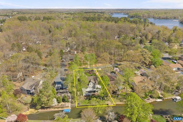 7 BOLLING CIR, Palmyra, VA 22963