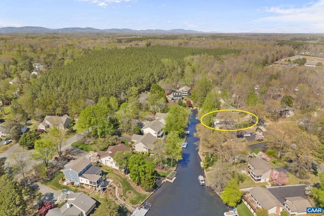 7 BOLLING CIR, Palmyra, VA 22963