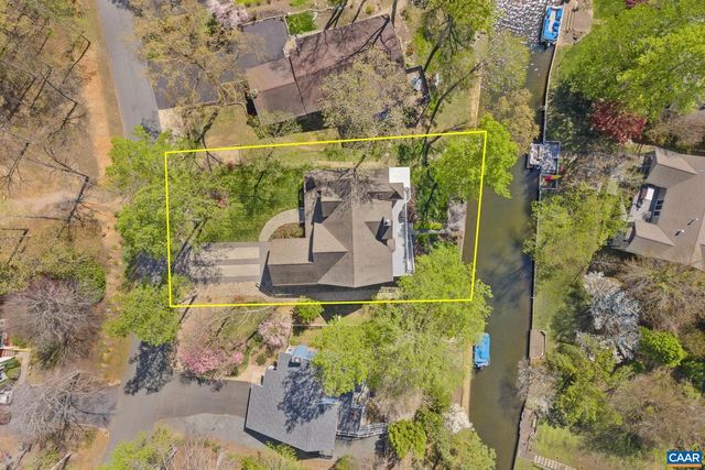 7 BOLLING CIR, Palmyra, VA 22963