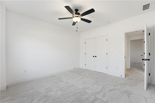 502 7th Street, Smithville, MO 64089