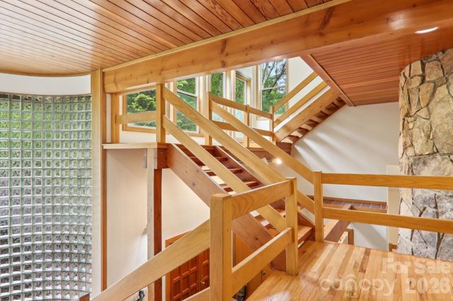 295 Dills Road, Bryson City, NC 28713