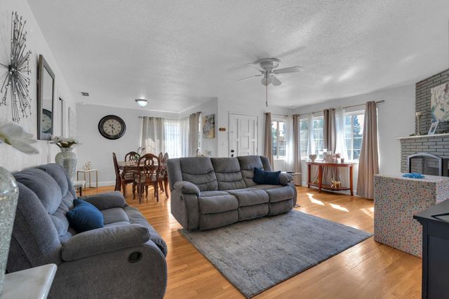 4005 E Princeton Ave, Fresno, CA 93703