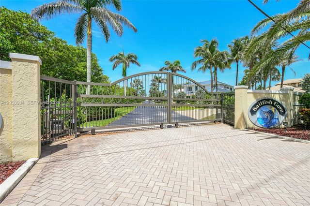 4105 NE Rigels Cove Way, Hutchinson Island, FL 34957