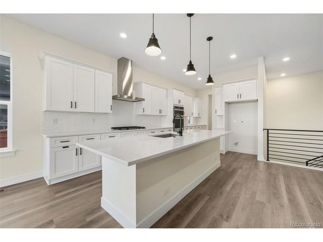 1617 Winter Glow Dr, Windsor, CO 80550