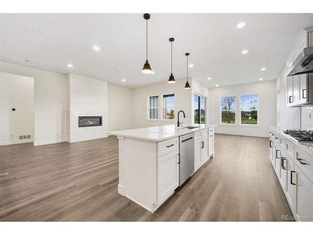 1617 Winter Glow Dr, Windsor, CO 80550