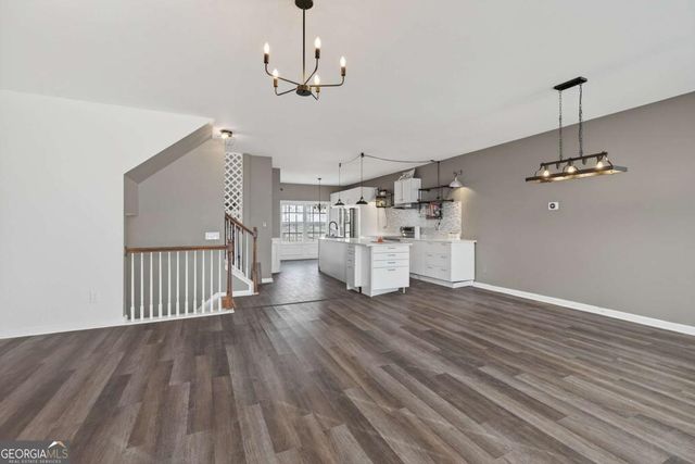 1644 Sandy Beach Point, Lawrenceville, GA 30043