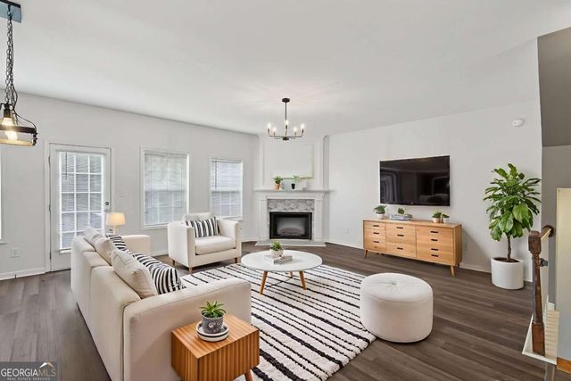 1644 Sandy Beach Point, Lawrenceville, GA 30043