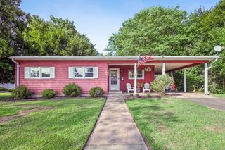 49 Brent Road, Manchester, CT 06042