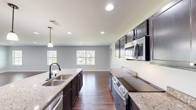 458 Lantana Court, Dothan, AL 36301