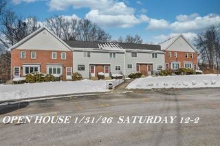 47 Willow Creek Drive, Hudson, NH 03051