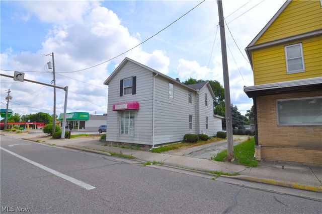 25 31st Street SW, Barberton, OH 44203