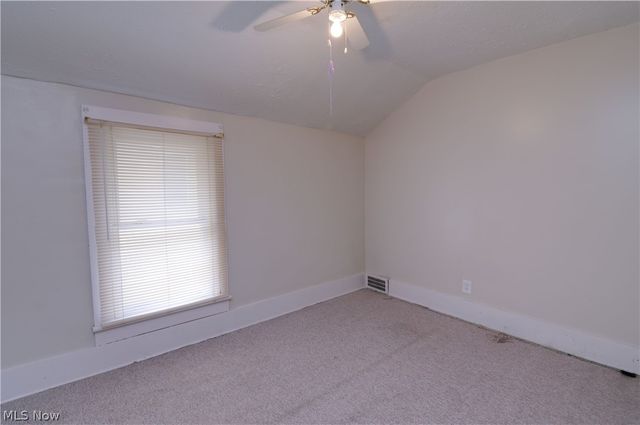 25 31st Street SW, Barberton, OH 44203