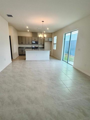 9564 WESTSIDE HILLS DRIVE, Davenport, FL 33896